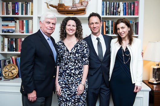 R - L: Senator Chris Dodd, Chairman and CEO of the MPAA, Wendy Noss (MPA Canada), Mark Slone (Entertainment One), and Katherine Baird (Embassy of Canada)