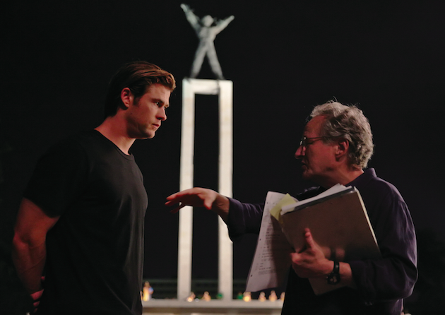 Chris Hemsworth talks with director Michael Mann. Courtesy Universal Pictures. 