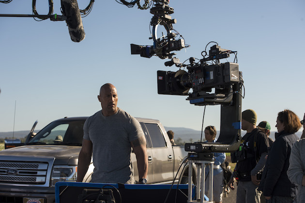 Dwayne Johnson's Quake Thriller 'San Andreas' Finally Shoots in San  Francisco