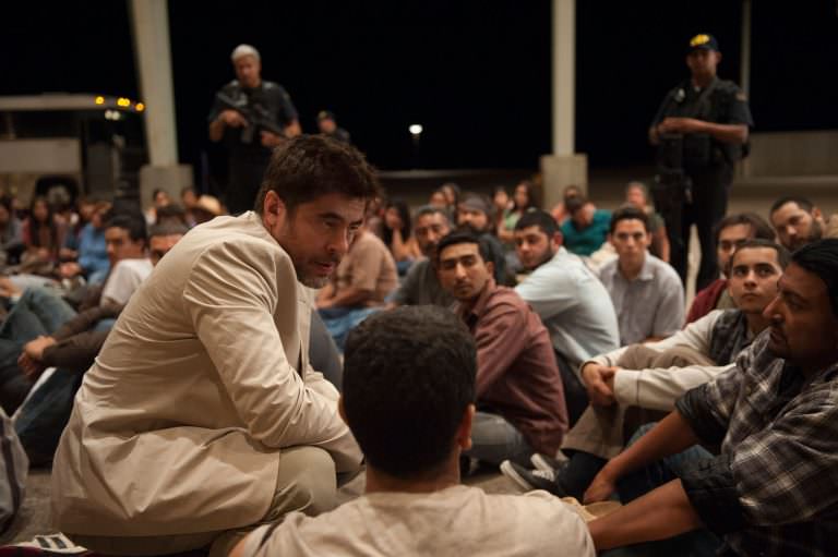 06.Benicio Del Toro as Alejandro in SICARIO_photo by Ricahrd Foreman_Lionsgate_S_D018_05049_R.jpg