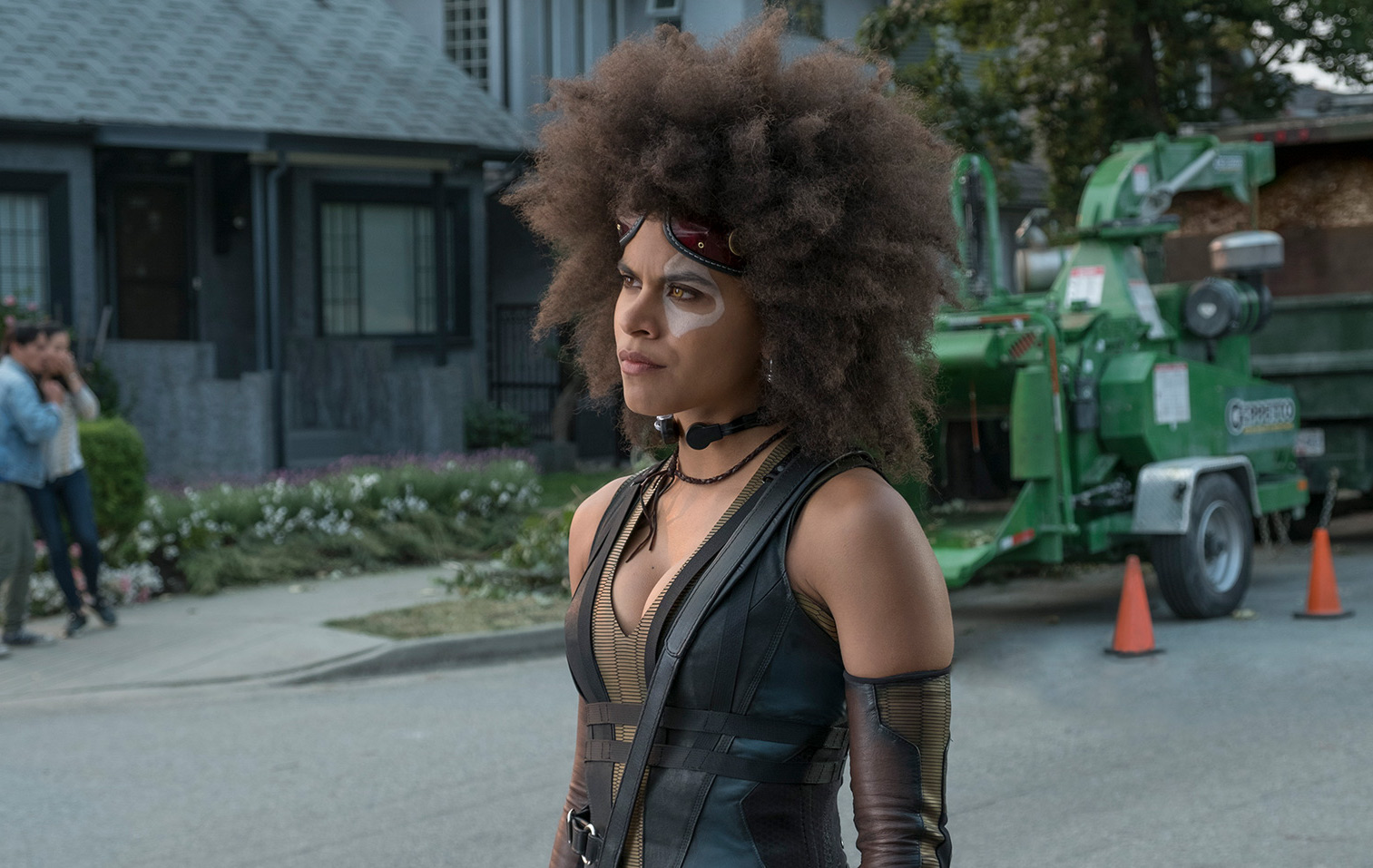 Watch Zazie Beetz as the "Lucky" Domino Take on Cable in New Deadpool 2