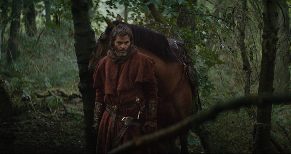 Chris Pine is Robert the Bruce in 'Outlaw king.' Courtesy Netflix.