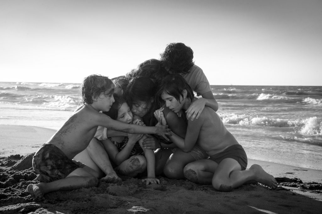 (L to R) Marco Graf as Pepe, Daniela Demesa as Sofi, Yalitza Aparicio as Cleo, Marina De Tavira as Sofia, Diego Cortina Autrey as Toño, Carlos Peralta Jacobson as Paco in Roma, written and directed by Alfonso Cuarón. Photo by Carlos Somonte