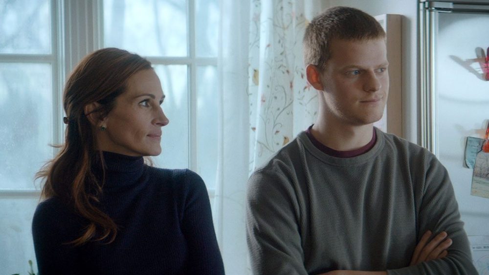 Julia Roberts and Lucas Hedges in 'Ben is Back.' Courtesy Roadside Attractions.