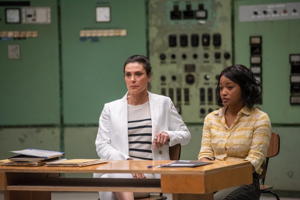 Berlin Station Season 3 Episode 307: The Eye Fears When It Is Done To See. Michelle Forbes as Valerie Edwards and Keke Palmer as April Lewis.
