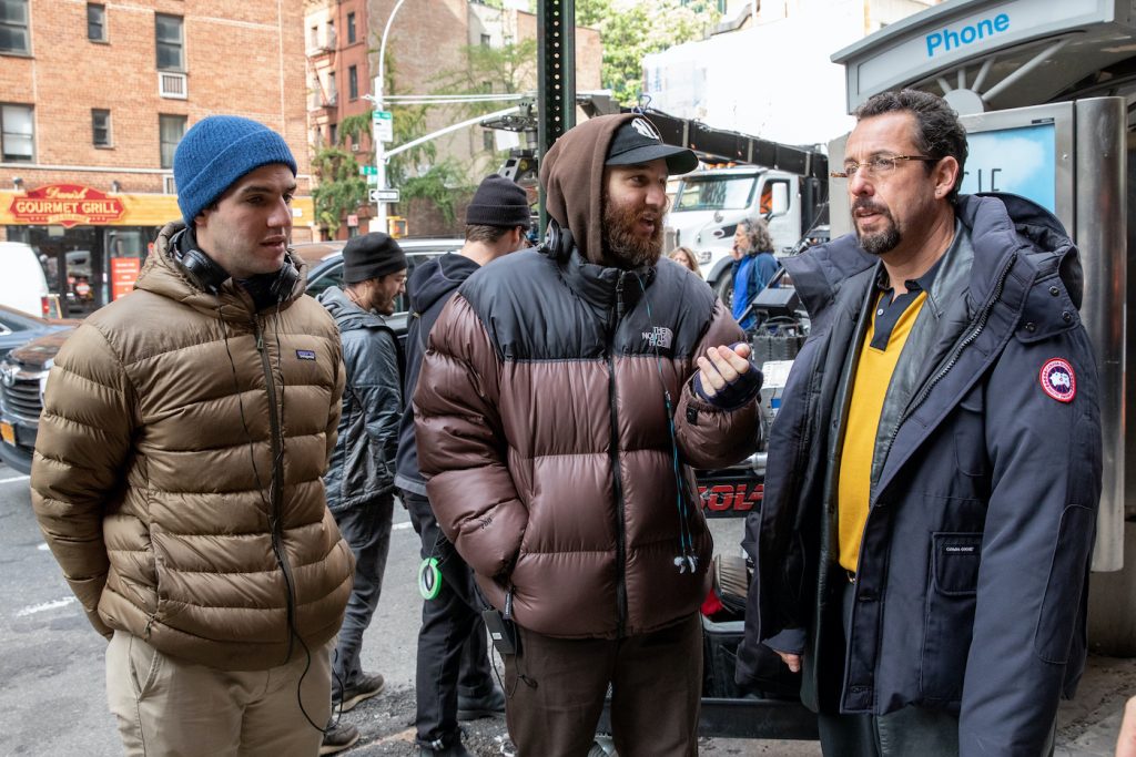 (L-R) Benny Safdie, Josh Safdie, Adam Sandler Julieta Cervantes