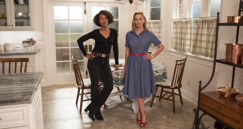 Mia Warren (Kerry Washington) and Elena Richardson (Reese Witherspoon), shown. (Photo by: Erin Simkin/Hulu)