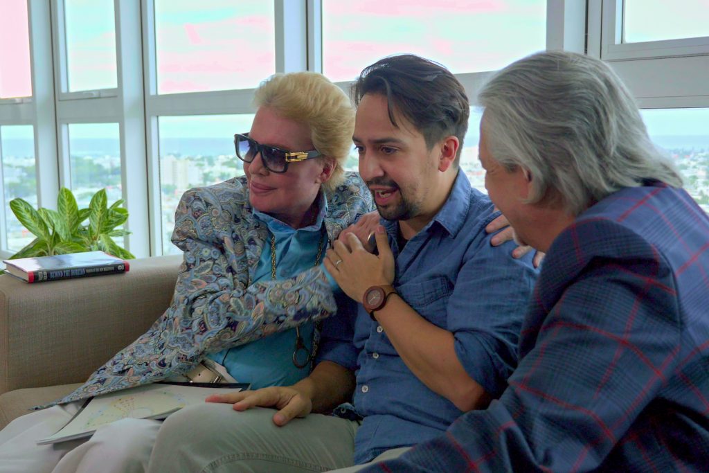 Mucho Mucho Amor: The Legend of Walter Mercado. Walter Mercado and Lin-Manuel Miranda in Mucho Mucho Amor: The Legend of Walter Mercado. Cr. Courtesy of Netflix/2020