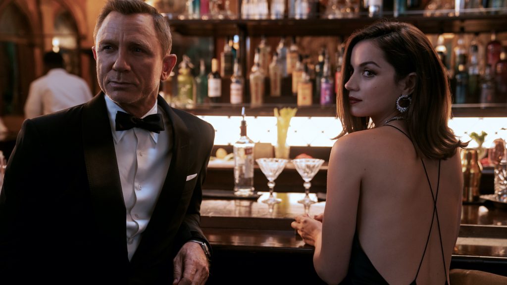 James Bond (Daniel Craig) and Paloma (Ana de Armas) in NO TIME TO DIE  an EON Productions and Metro Goldwyn Mayer Studios film Credit: Nicola Dove © 2020 DANJAQ, LLC AND MGM.  ALL RIGHTS RESERVED.