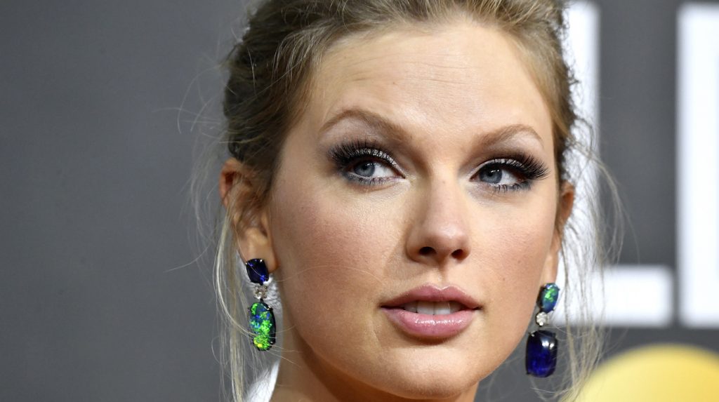 77th Annual Golden Globe Awards - Arrivals