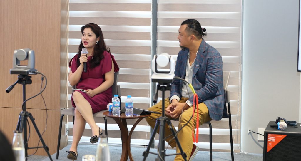 L-r: MoL-r: Moderator Phan Gia Nhat Linh and Nguyen Phương Hoa, director general, international cooperation department, Ministry of Culture, Sports and Tourism.derator Phan Cam Tu and Charlie Nguyen