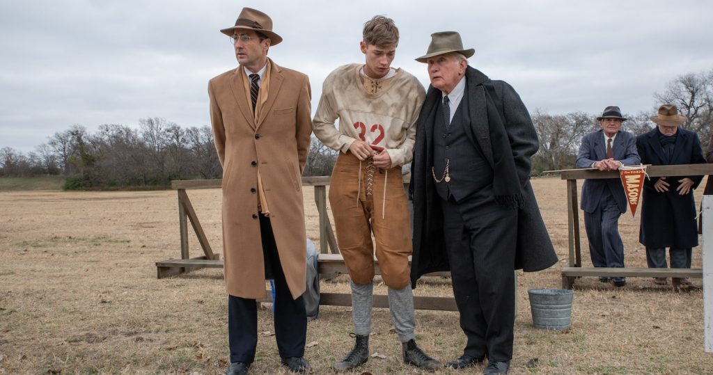 Left to Right: Luke Wilson as Rusty Russell, Jacob Lofland as Snoggs, Martin Sheen as Doc Hall in 12 MIGHTY ORPHANS. Photo by Laura Wilson. Courtesy of Sony Pictures Classics.