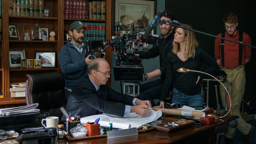 Michael Keaton, Director Sara Colangelo and Director of Photography Pepe Avila Del Pino. Cr: Monika Lek/NETFLIX