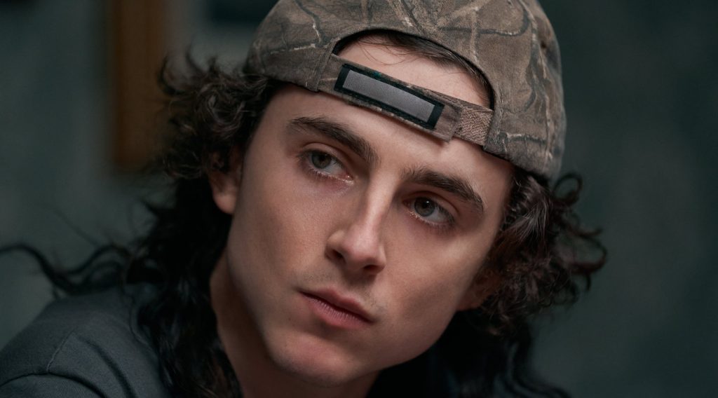 DON'T LOOK UP, TIMOTHÉE CHALAMET as YULE. Cr. NIKO TAVERNISE/NETFLIX © 2021