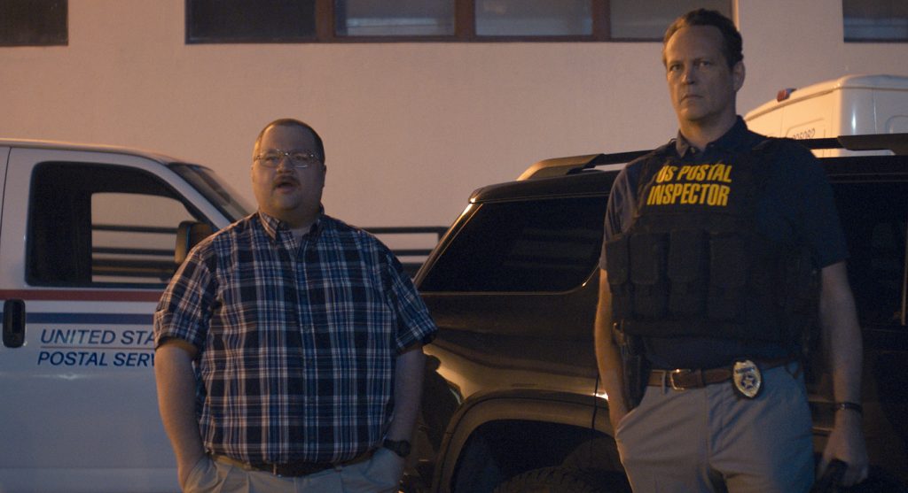 Paul Walter Hauser as Ken Miller and Vince Vaughn as Simon Kilmurry in QUEENPINS. Credit: Courtesy STX Films