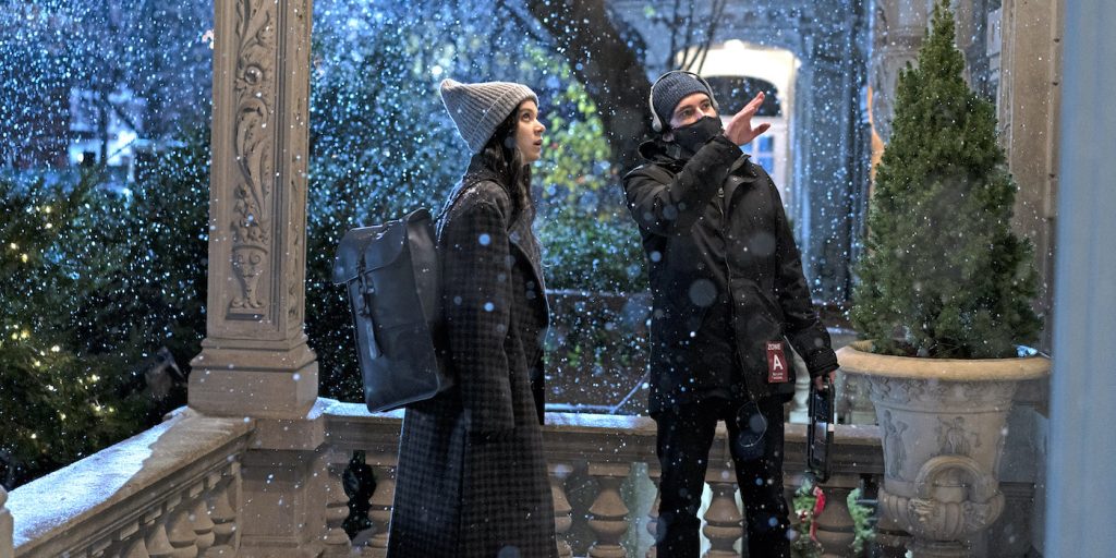 Hailee Steinfeld and director Rhys Thomas behind the scenes of Marvel Studios' HAWKEYE. Photo by Mary Cybulski. ©Marvel Studios 2021. All Rights Reserved.