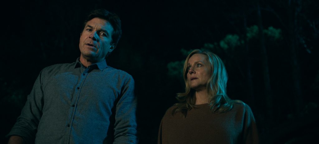 Ozark. (L to R) Jason Bateman as Martin 'Marty' Byrde, Laura Linney as Wendy Byrde in episode 401 of Ozark. Cr. Courtesy Of Netflix © 2021