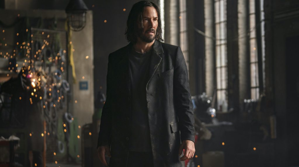 Caption: KEANU REEVES as Neo/Thomas Anderson in Warner Bros. Pictures, Village Roadshow Pictures and Venus Castina Productions’ “THE MATRIX RESURRECTIONS,” a Warner Bros. Pictures release. Photo Credit: Murray Close
