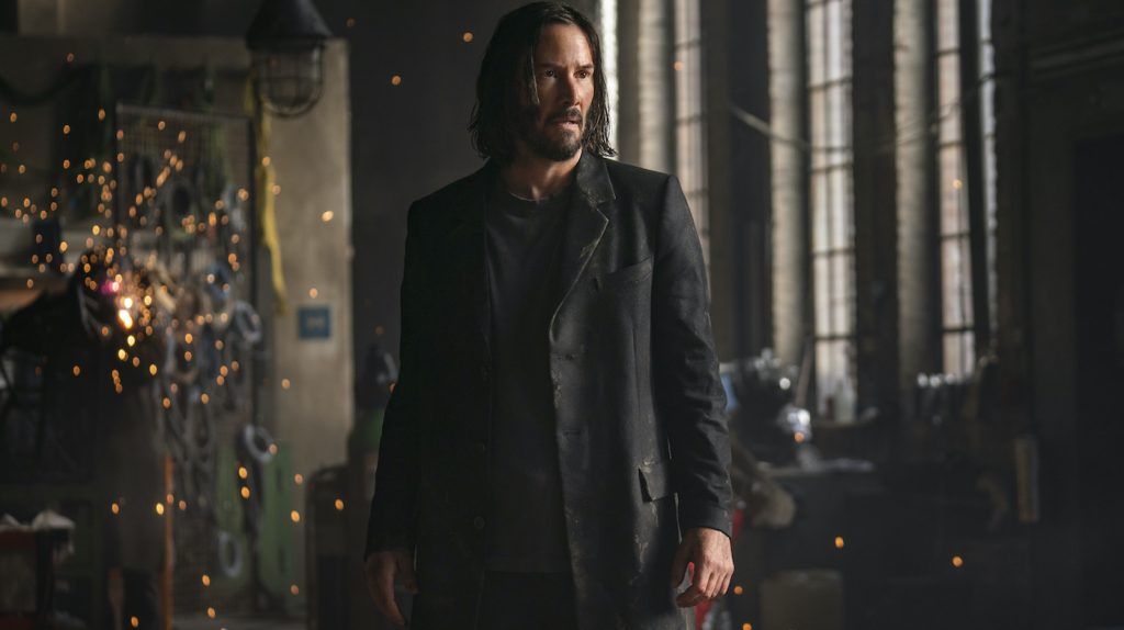 Caption: KEANU REEVES as Neo/Thomas Anderson in Warner Bros. Pictures, Village Roadshow Pictures and Venus Castina Productions’ “THE MATRIX RESURRECTIONS,” a Warner Bros. Pictures release. Photo Credit: Murray Close