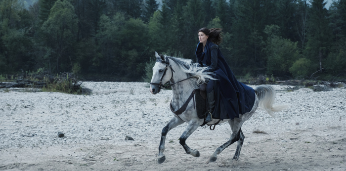 Rosamund Pike is Moiraine Damodred in "The Wheel of Time." Photo by Jan Thijs. Courtesy Amazon Prime.