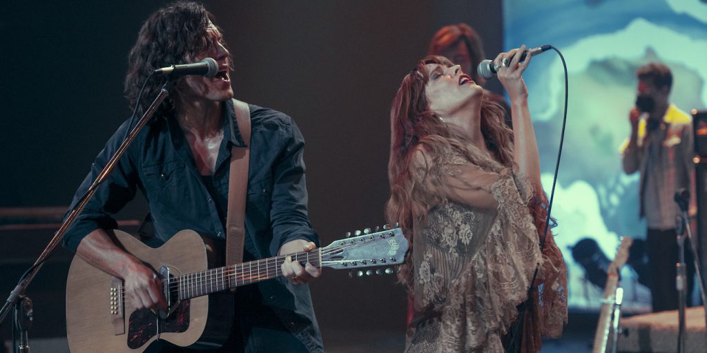 Sam Claflin (Billy Dunne) and Riley Keough (Daisy). Credit: Lacey Terrell/Prime Video.