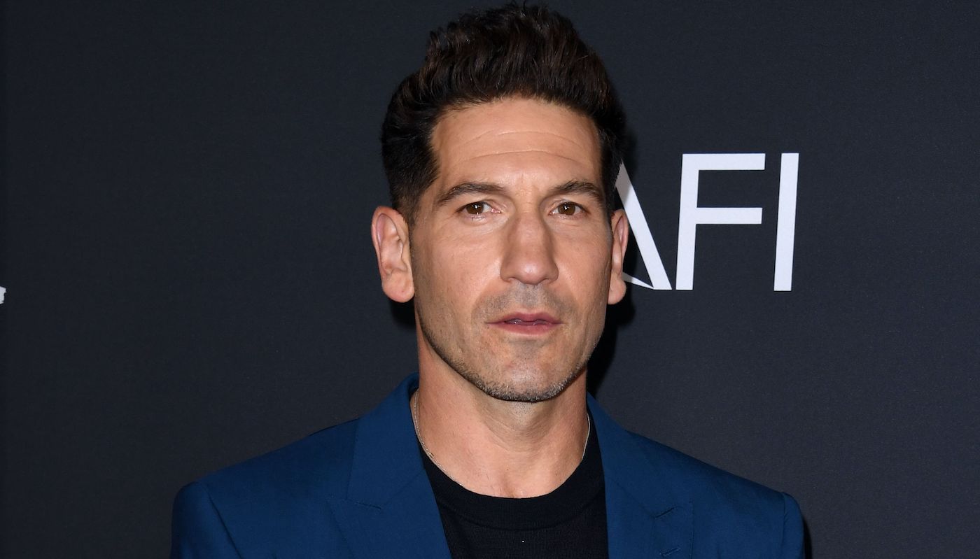 Montgomery County'S Own Jon Bernthal Rallies The Commanders! - ekklkox